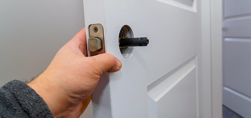 Nighttime Locksmith For Lock Repair in Wesley Chapel, FL