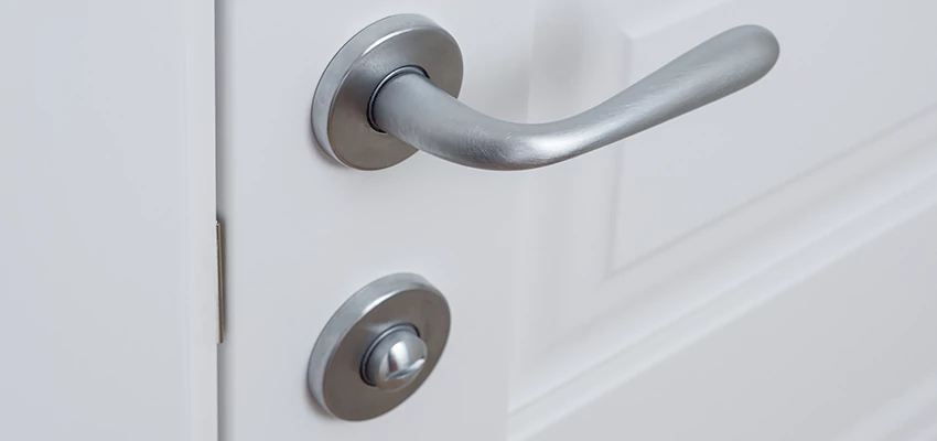 Single-Occupancy Restroom Locks Repair in Wesley Chapel, Florida