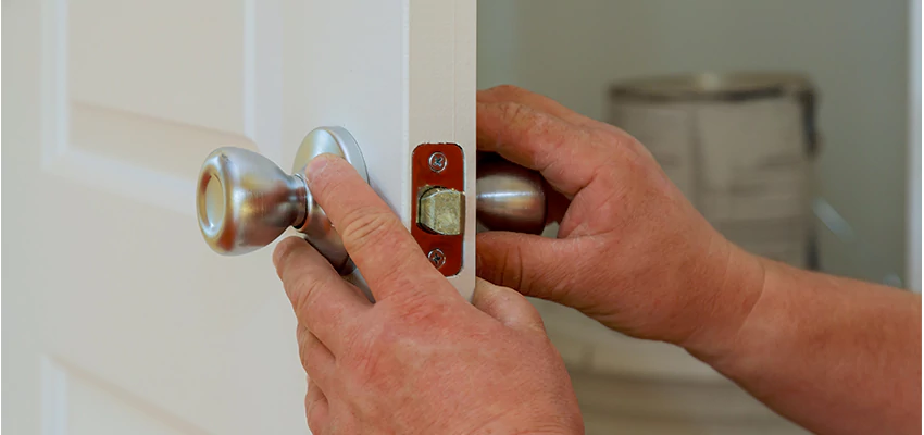 AAA Locksmiths For lock Replacement in Wesley Chapel, Florida