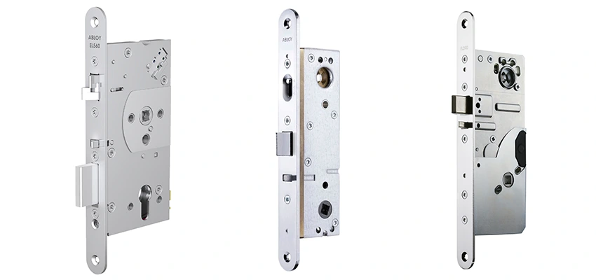 ASSA-Abloy Locks Hinge Repair in Wesley Chapel, Florida