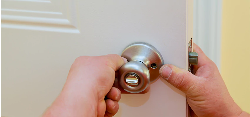 After-hours Locksmith For Lock And Key Installation in Wesley Chapel, FL