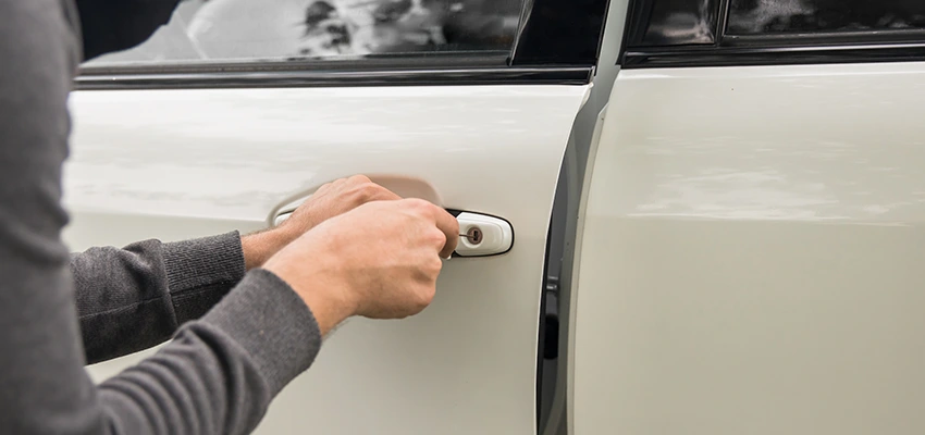 Unlock Car Door Service in Wesley Chapel, FL