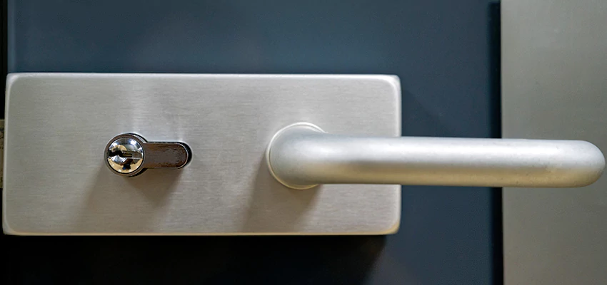 Change Patio Door Locks in Wesley Chapel, Florida